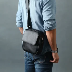 Men's Genuine Leather Black Mini Messenger Bag Elegant Male Shoulder Bag Crossbody Bag