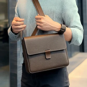 Hot Selling Dark Brown Genuine Leather Bags Medium Size Messenger Bag Popular Men's Cross Body Bag